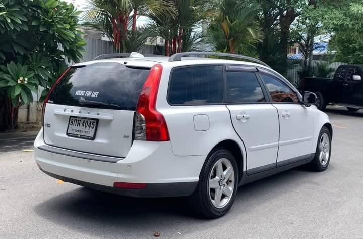 Volvo V50 มือสอง 5