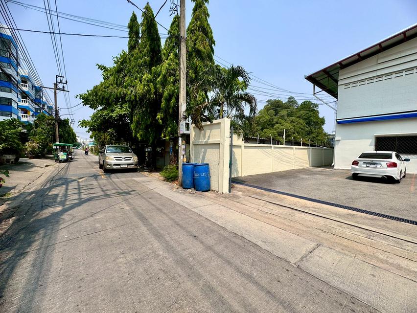 ให้เช่าโกดังซอยอ่อนนุช 66 พร้อมออฟฟิศขนาดใหญ่ 1400 ตรม. ถนนกว้างมาก สภาพดีเยี่ยม 1633 5