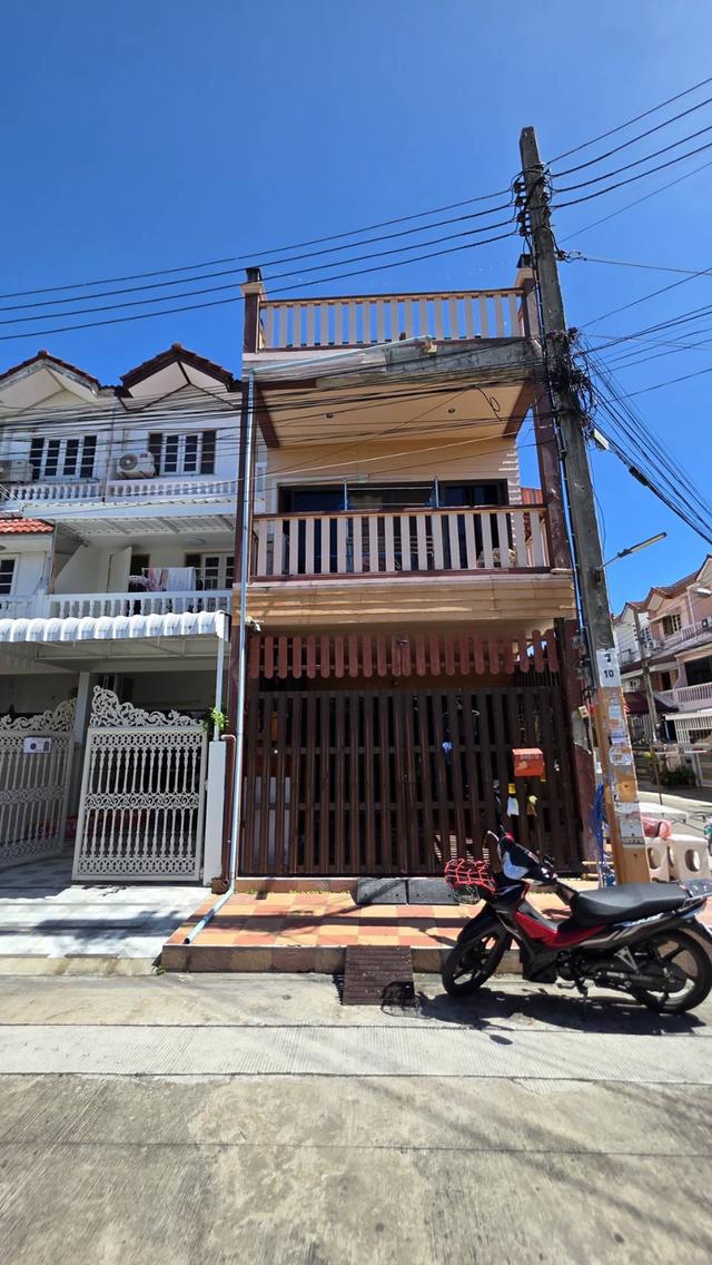 บ้านทางน์เฮ้าส์3ชั้น4ห้องนอน3ห้องน้ำ0894567609ตี๋ 1