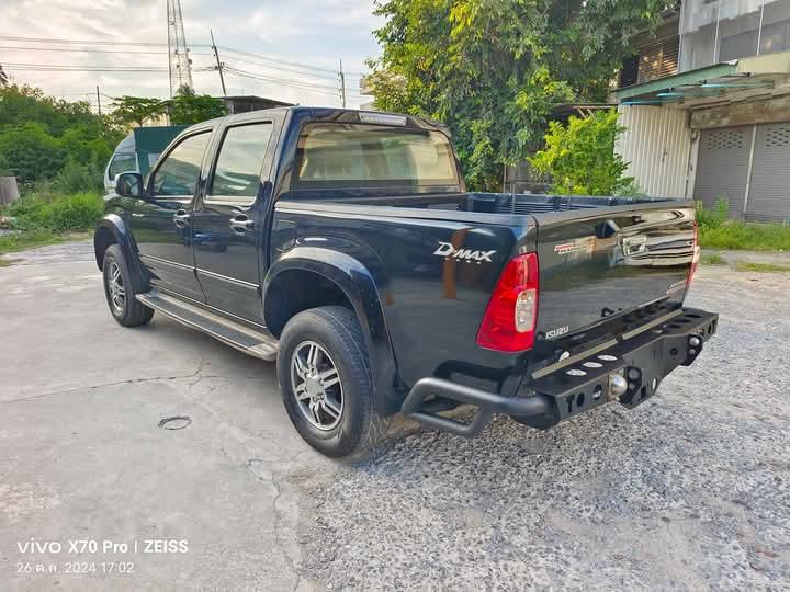 Isuzu D-Max สีน้ำเงิน 5