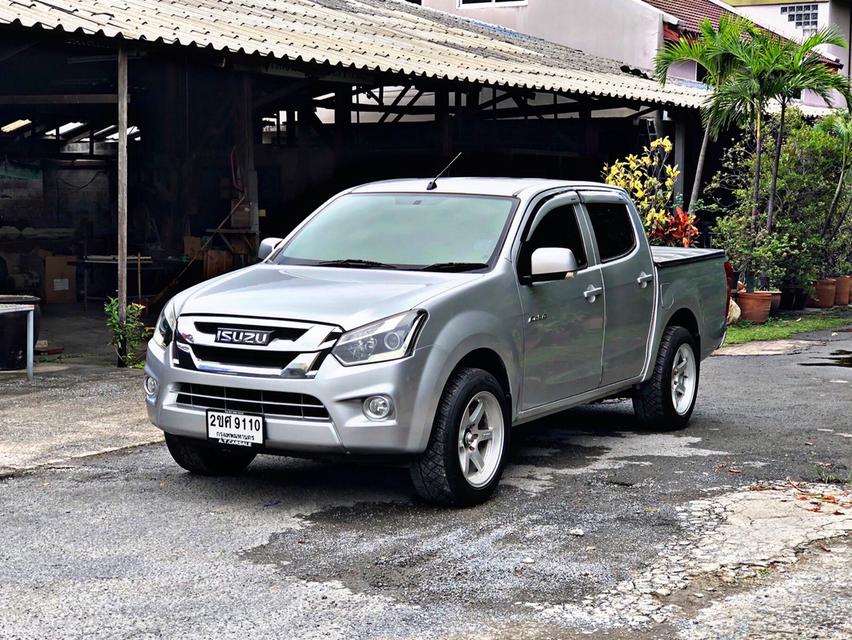 Isuzu D-Max Cab4 1.9 Ddi Z Blue-Power 2017 ไมล์น้อย ผ่อน 7,xxx ฟรีดาวน์