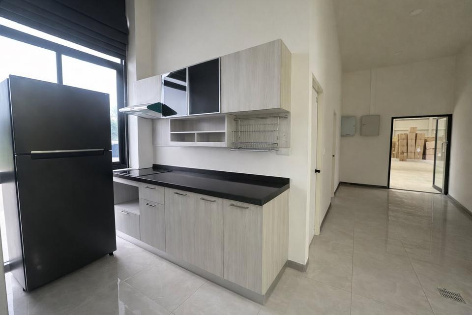 โรงงาน/โกดัง/ออฟฟิต ทรัพย์สวยสุดๆๆ ในตลาด  ต.คลองมะเดื่อ อ.กระทุ่มแบน 10