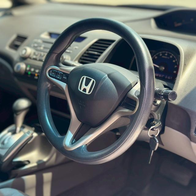 Honda civic FD 1.8S  as ปี 2011/12 สีขาว AT ราคา 179,000 ป้ายลูกค้าเก่า เอาคืน  วิ่ง 19×,××× km เข้าศูนย์ตลอด สอบถาม 0853375537 รูปที่ 7