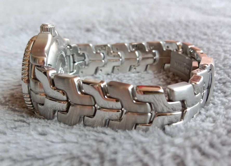 43.TAG Heuer Link Mother of Pearl Link Watch WT141M ระบบ Quartz Lady size หน้าปัด 32 mm อปก.กล่องแท้+คู่มือ รูปที่ 3