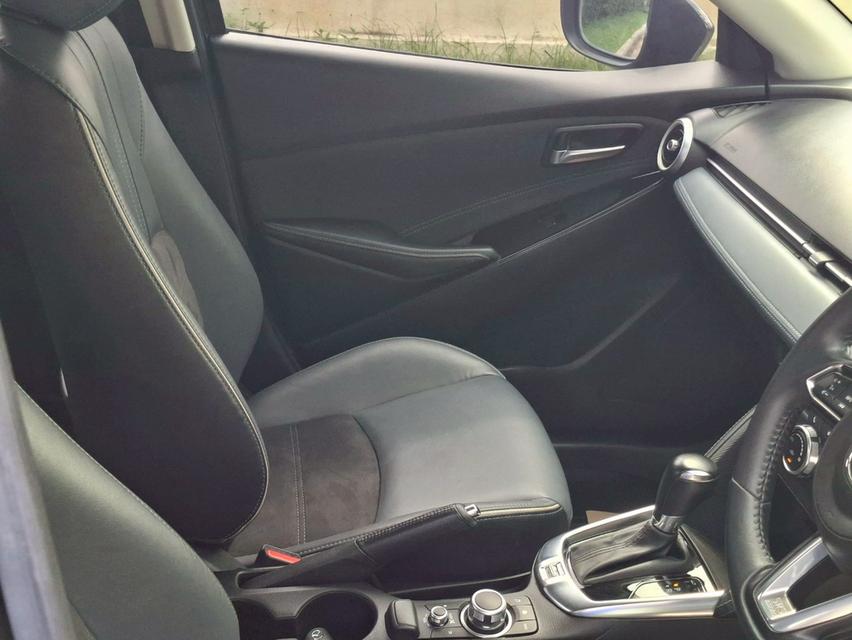Mazda2 10