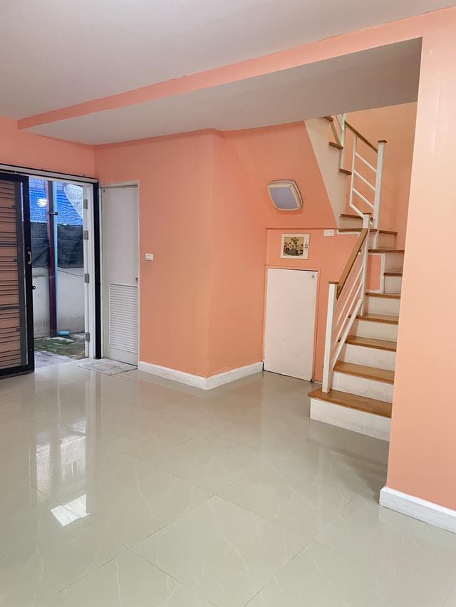 ทาวน์เฮ้าส์ให้เช่า..มบ.อยู่ติดถนนราชพฤกษ์ 3