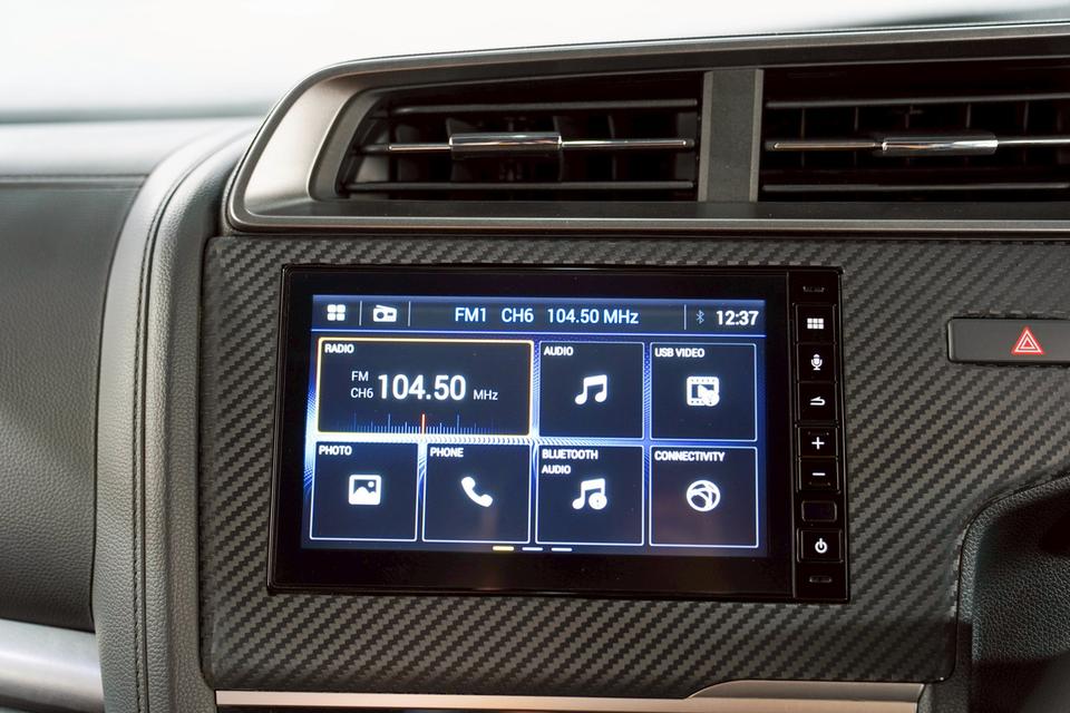 ขายรถยนต์มือสอง Honda Jazz 1.5RS รูปที่ 8