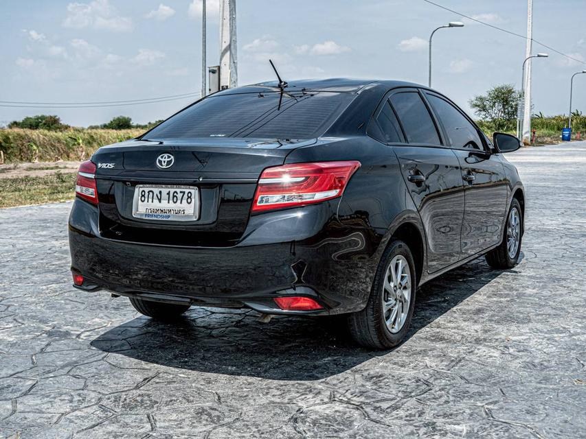 Toyota Vios 1.5. Mid สีดำ 4 ประตู ปี 2019 เดิมคลีนๆสวย 4