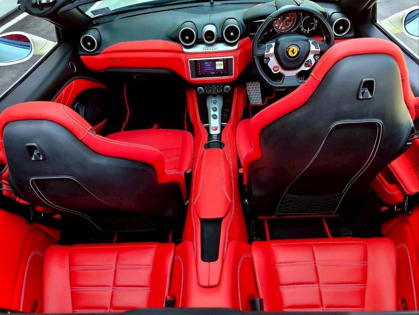 รหัสรถ KPV4860 2015 FERRARI CALIFORNIA T 3.9 8