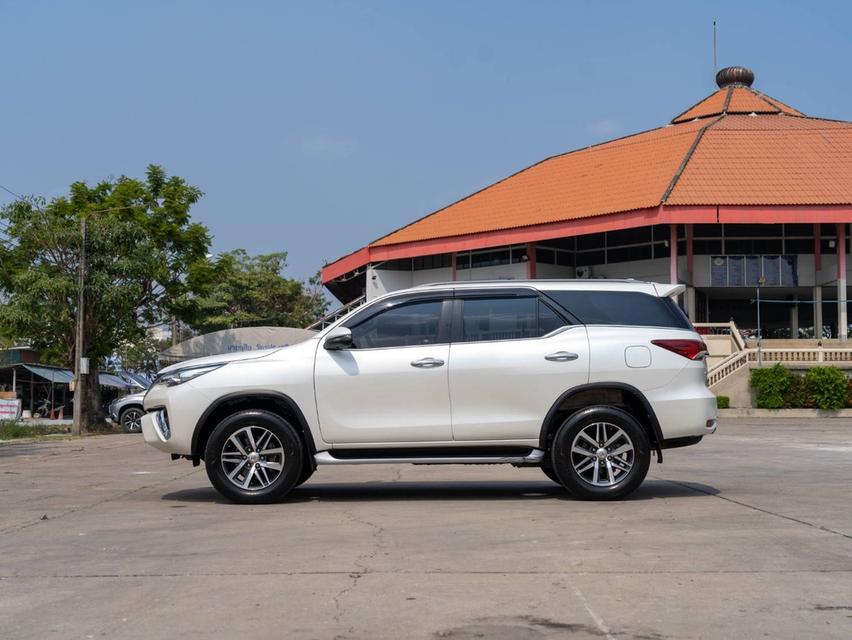 ขาย Toyota Fortuner 2.8V ปี20 4