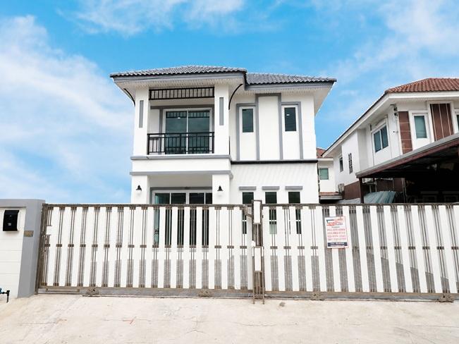 Clearance Sale บ้านเดี่ยว 2 ชั้น ม.กรีนเนอรี่ บาย นิราวิลล์ ขนาด 63.1 ตร.ว. 3นอน 2น้ำ  1ห้องครัว 5 ที่จอดรถ บ้านใหญ่ หลังหัวมุม สวยมาก 1