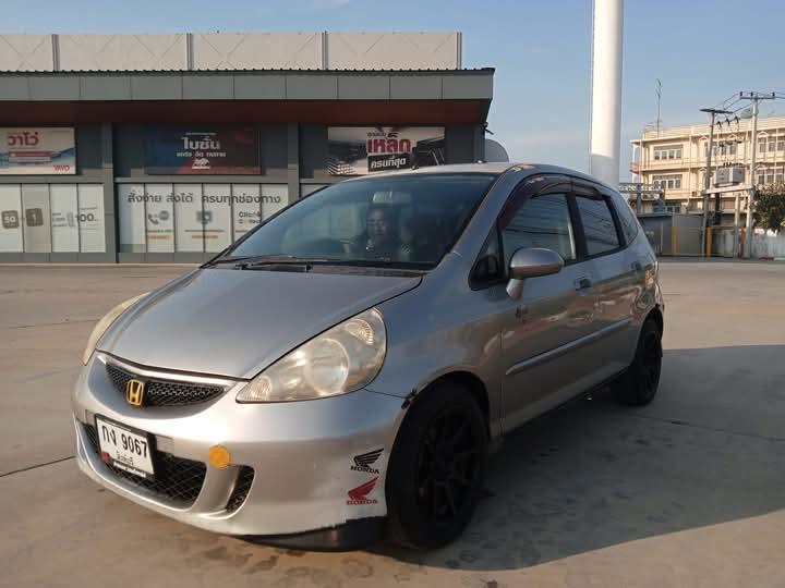 Honda Jazz 2004 ใหม่ๆ 4