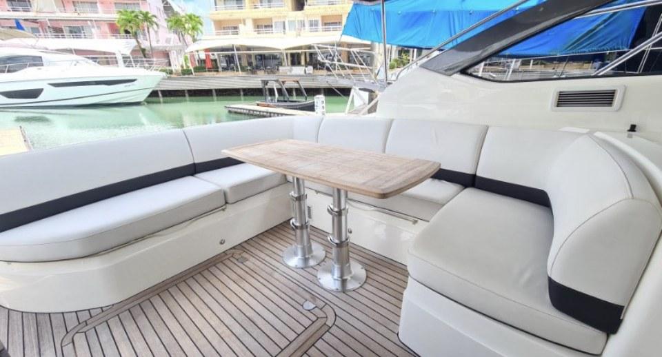 YACHT PRINCESS V 39 SPORT 3