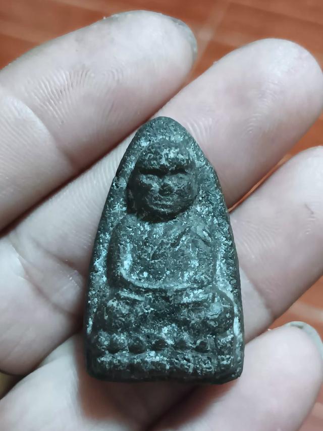 หลวงปู่ทวดเนื้อว่านปี97 พิมพ์กรรมการใหญ่