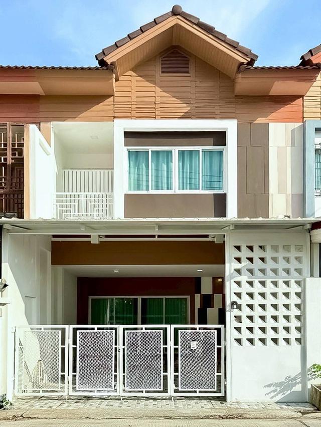 ขายทาวน์เฮ้าส์ 2.69 ล้าน ซอยสยามคันทรีคลับ 1