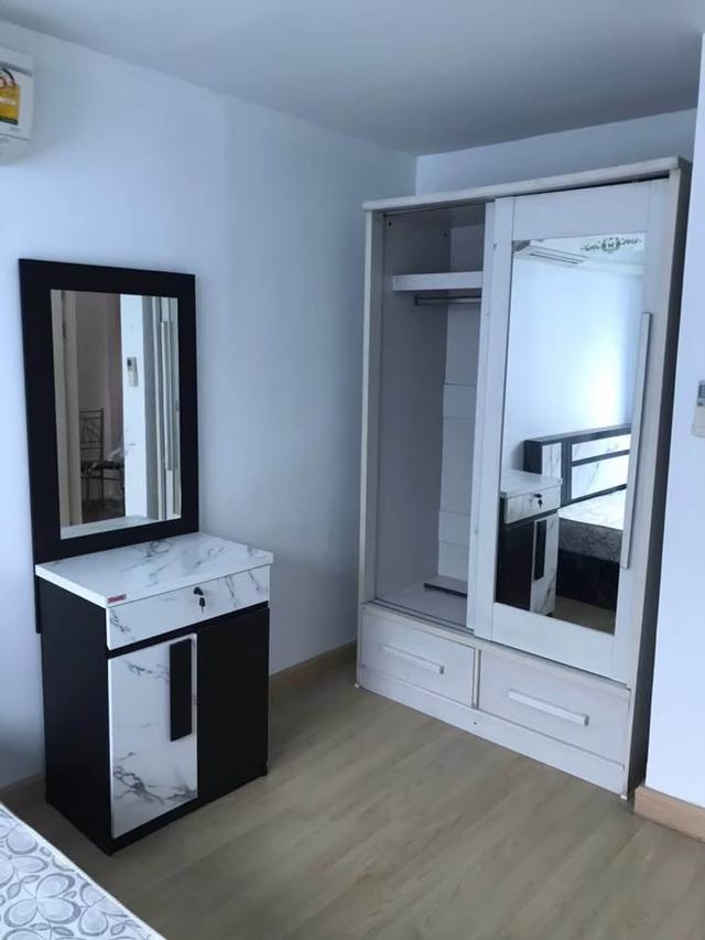 ให้เช่าบ้านลาดพร้าว ถนนลาดปลาเค้า บ้านตกแต่งครบ 3นอน 4น้ำ 2ที่จอดรถ หิ้วกระเป๋าพร้อมเข้าอยู่ 1