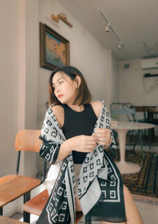 ผ้าคลุมไหล่Gucci 15