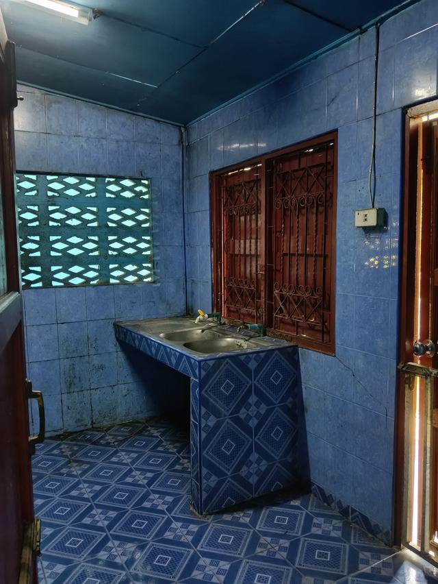 ขายด่วนบ้าน2หลังที่ดิน2ไร่เขตชุมชนติดถนนลาดยางน้ำไม่ท่วมไม่มีประวัติอยู่ไกล้ม. ราชมงคลสุวรรณภูมิสามชุกจ. สุพรรณขาย2. 55ล. สนใจ0894109810เจ้าของโดยตรง 8