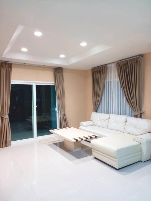 ให้เช่าบ้านเดี่ยว พร้อมเฟอร์นิเจอร์ โครงการ Centro รัตนาธิเบศร์