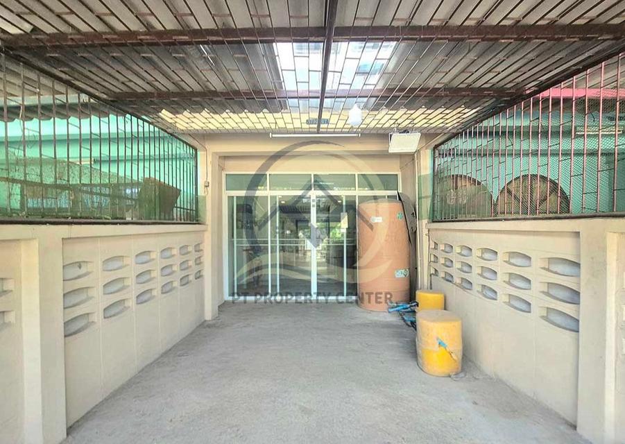 ตึก 4 ชั้น พระราม 3 ซอย 14 ย่านพระราม 3 ต่อเติมจัดเต็ม เฟอร์นิเจอร์ Built-in วิวแม่น้ำเจ้าพระยา ราคาพิเศษสุดๆ หายากในทำเลนี้ ต่อรองได้ 2