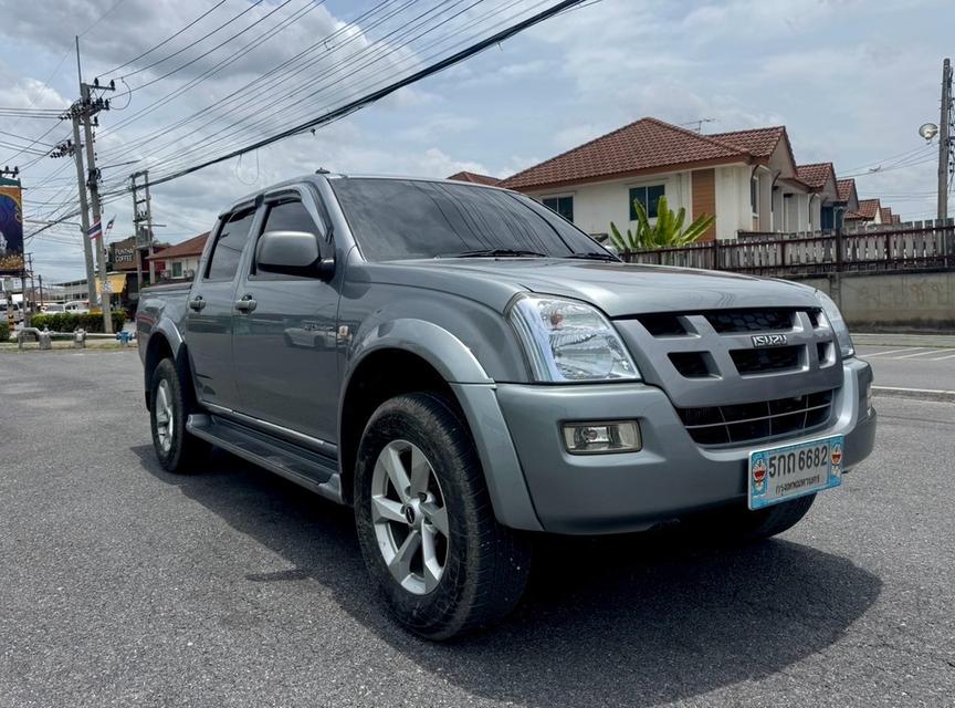 🖌️ราคา 148,000ขายสด ISUZU D-MAX HI-LANDER 3.0 ปี2005เกียร์ธรรมดา เครื่องดีเซล 3000CC ตัวสูง 4ประตูเบาะผ้าเดิมโรงงาน
