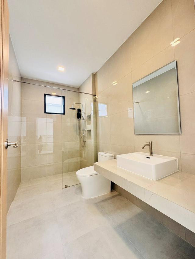 Seafront pool villa style modern Jomtien Beach 17.9 Million 6