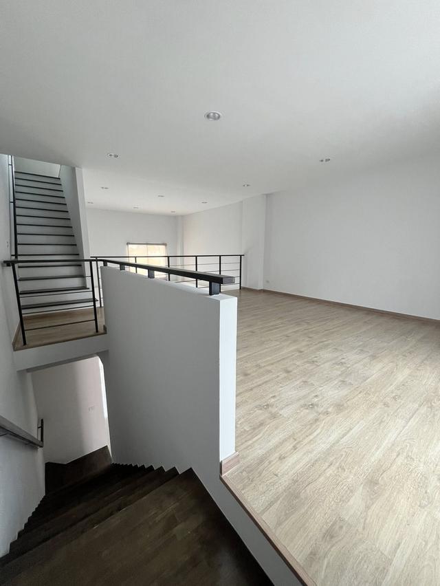 ให้เช่า! ทาวน์โฮม 3.5 ชั้น หลังมุม Premium Place พหลโยธิน-รามอินทรา (220 ตร.ม.) โซลาร์เซลล์, ใกล้ BTS สายหยุด (จดบริษัทได้) 6
