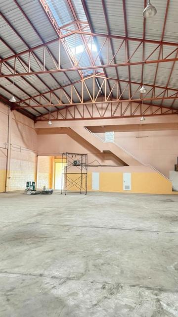 มี รง.4 ไทวัสดุ มหาชัย 2.3 กม. ให้เช่าโรงงาน พร้อม ออฟฟิศ 800ตร.ม. สมุทรสาคร ไดร์กอล์ฟทาวน์ 1กม. 200 ตร.วา. รร.บ้านบางปิ 5