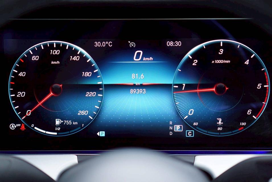 Mercedes-Benz E220d AMG Sport (Facelift) ปี 2021 รูปที่ 10