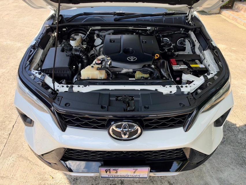 2023 TOYOTA FORTUNER LEGENDER 2.4 รถมือเดียวออกป้ายแดง รถวิ่งน้อย ประวัติศูนย์ครบ รถไม่เคยมีอุบัติเหตุครับ รูปที่ 15