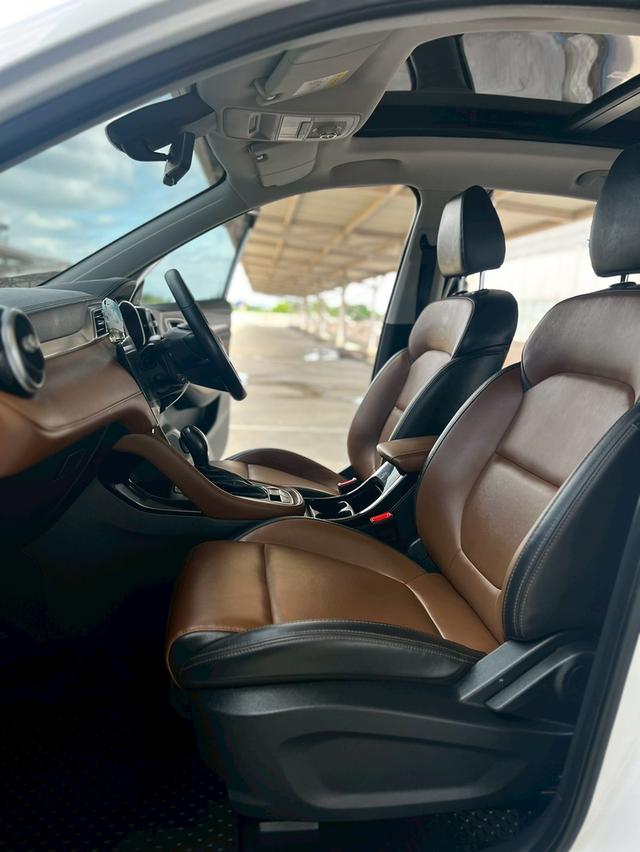 ปี 2022 MG ZS 1.5 X+ สภาพสวย วิ่งน้อย 35,xxx กิโล ราคา 419000  ผ่อน/สดไม่มีแวท 7