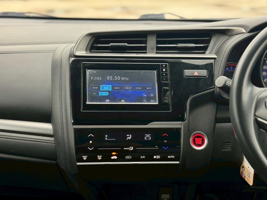 HONDA JAZZ GK 1.5 RS top (MNC) Y2017 สีเทา ออโต้ 13