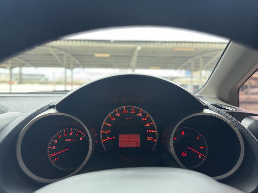 HONDA JAZZ GE 2012 AUTO V IVTEC รูปที่ 13