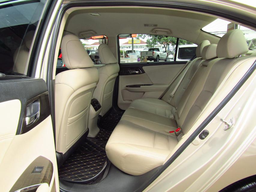 รูป 2013 Accord 2.0EL i-vtec sedan 4