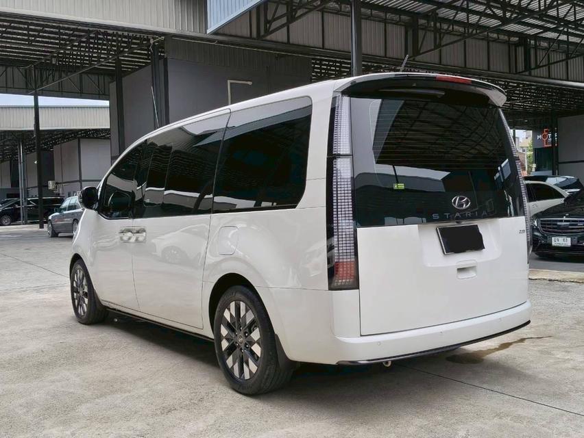 รหัสรถ KPC53 💥 ประหยัดเป็นล้าน! Staria Premium (2023) ตัวท็อปสุด ไมล์น้อย 65,xxx km. มือเดียว! 💥