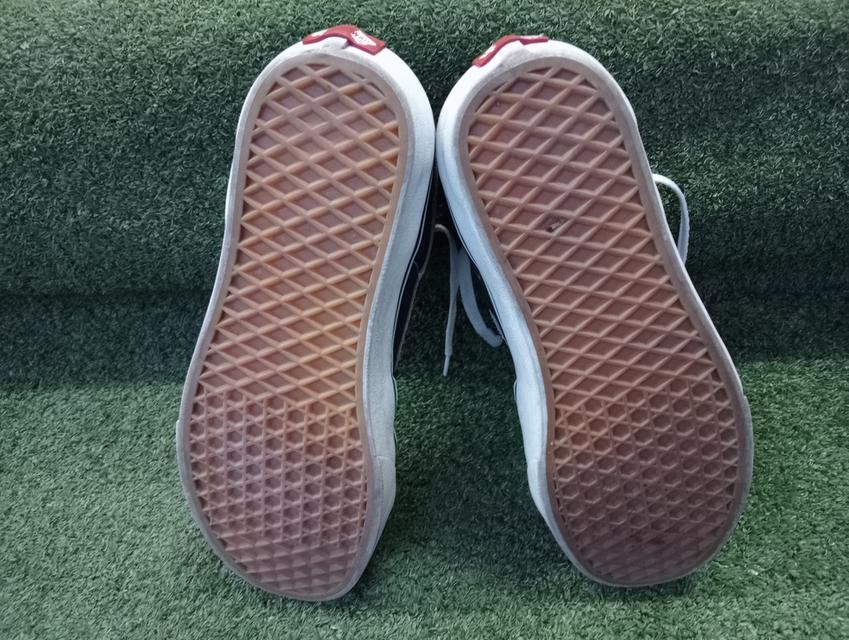 Vans ผ้าใบหุ้มข้อ มือสอง สภาพเหมือนใหม่ ส่งฟรี!