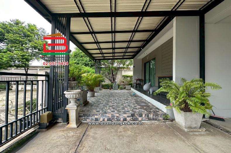 บ้านเดี่ยว หมู่บ้านเพฟ (รามอินทรา-วงแหวน) เนื้อที่ 62.2 ตร.ว ซ.กาญจนาภิเษก 4 แขวงออเงิน เขตสายไหม กรุงเทพมหานคร