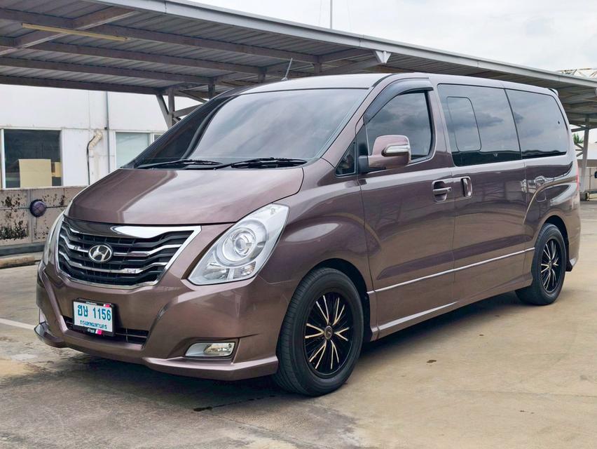 รหัสรถ CAT1156 2017.. HYUNDAI H-1 2.5 Elite มือเดียว ออโต้