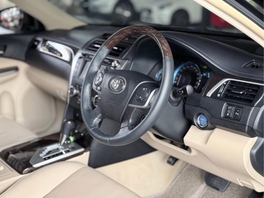 รหัสรถ WRT1674 2013 TOYOTA CAMRY, 2.5 HV DVD รูปที่ 8