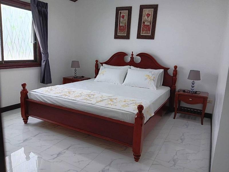 ขายบ้านเดี่ยวชั้นเดียว พร้อมอยู่ 150ตรว หมู่บ้านสวนสุวัฒนา ใกล้สถานที่ท่องเที่ยวพัทยา บางละมุง ชลบุรี. 10