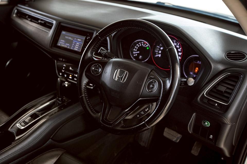 Honda Hrv 1.8 EL สีขาว ปี 2016 14