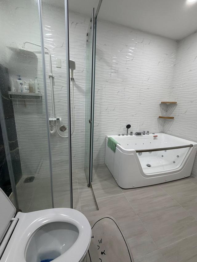 บ้านหรู สไตล์โมเดิร์นเรือนคู่ บ้านเดี่ยวสร้างใหม่ทั้งหลัง ย่านพุทธมณฑลสาย 3 20