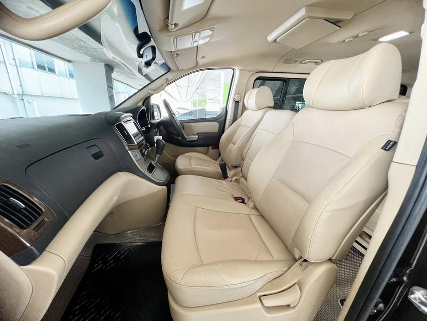 Hyundai H1 Deluxe ปี 2019  สภาพสวยบางเดิม 12