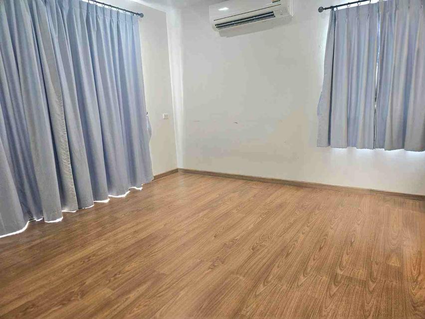 B1034 ให้เช่าบ้านเดี่ยว 3ชั้น หมู่บ้านโกลเด้น เพรสทีจ วัชรพล ถนนสุขาภิบาล5 13