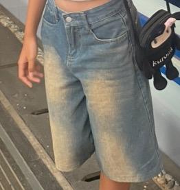 เสื้อผ้า