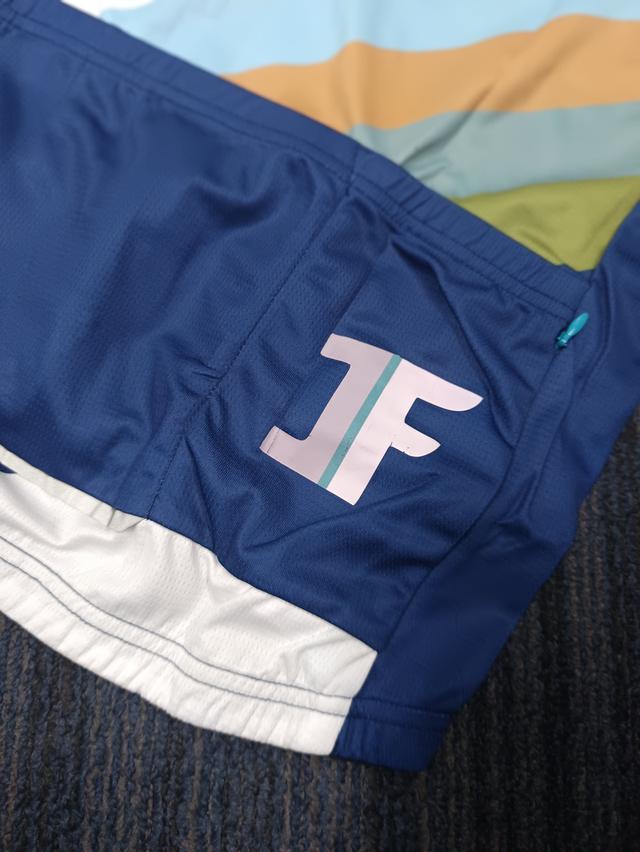 เสื้อปั่นจักรยาน First Cycling แท้ ไซส์ L ใหม่ รูปที่ 6