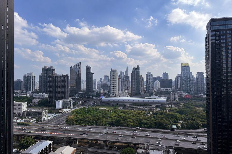 Condo Life Asoke-Rama9 7
