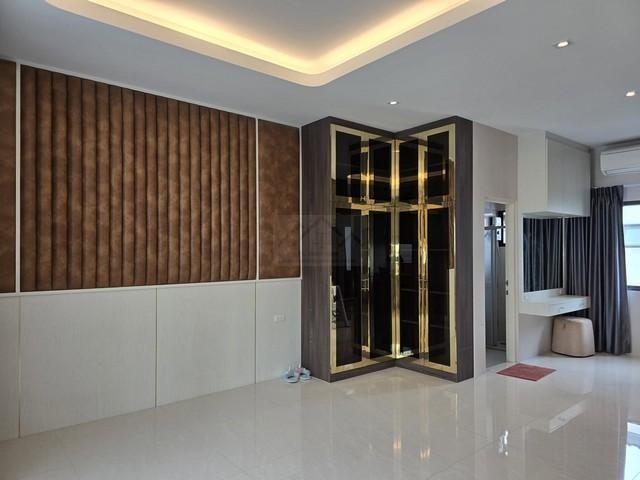 PB5996ให้เช่า ออฟฟิศ ซอยรามอินทรา40 โครงการ DISTRICT ดิสทริค เอกมัย-รามอินทรา 9