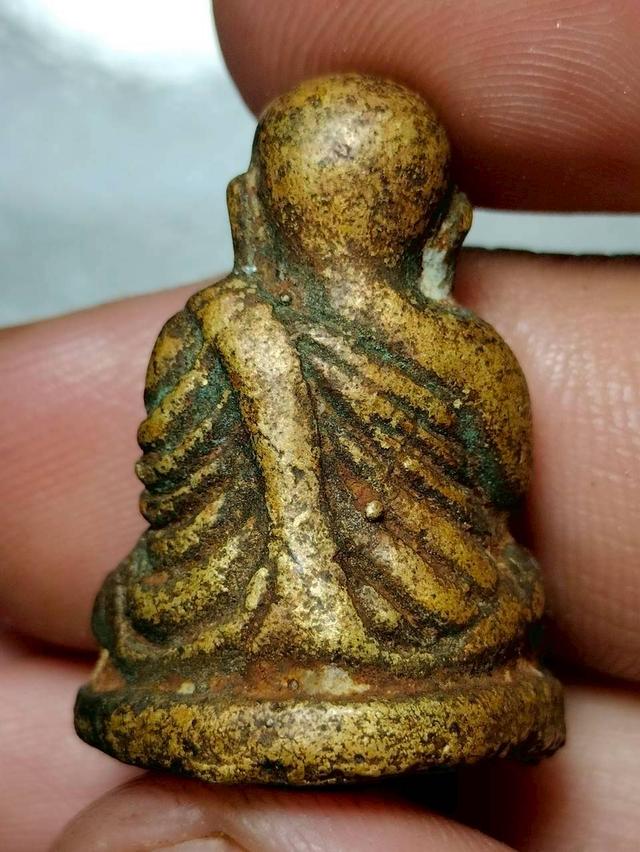 หลวงพ่อเงิน พิมพ์นิยม รูปที่ 6