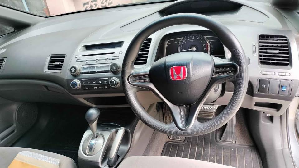 Honda Civic เครื่องดีเกียร์อัตโนมัติ 6